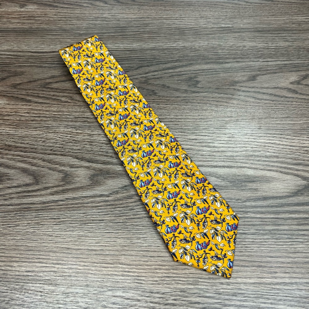 Alain Figaret Gold w/ White & Navy Leaf Pattern Silk Tie